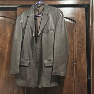 Men’s brown leather blazer